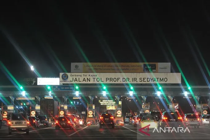 tol-cengkareng.jpg