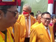 Ketua Umum Partai Hanura, Oesman Sapta Odang beserta jajaran datangi KPU RI untuk menyerahkan berkas partai, Jakarta, Senin (8/8) siang. (Foto/AR/Aktual).