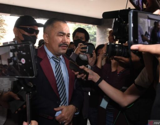 Pengacara Brigadir J Kembali Laporkan Ferdy Sambo dan Istrinya