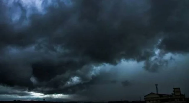 ilustrasi-cuaca-mendung-berpotensi-turun-hujan-12