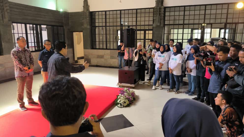 Menteri BUMN RI, Erick Thohir melakukan kunjungan kerja ke Kantorpos Kebonrojo Surabaya pada Rabu (14/6)