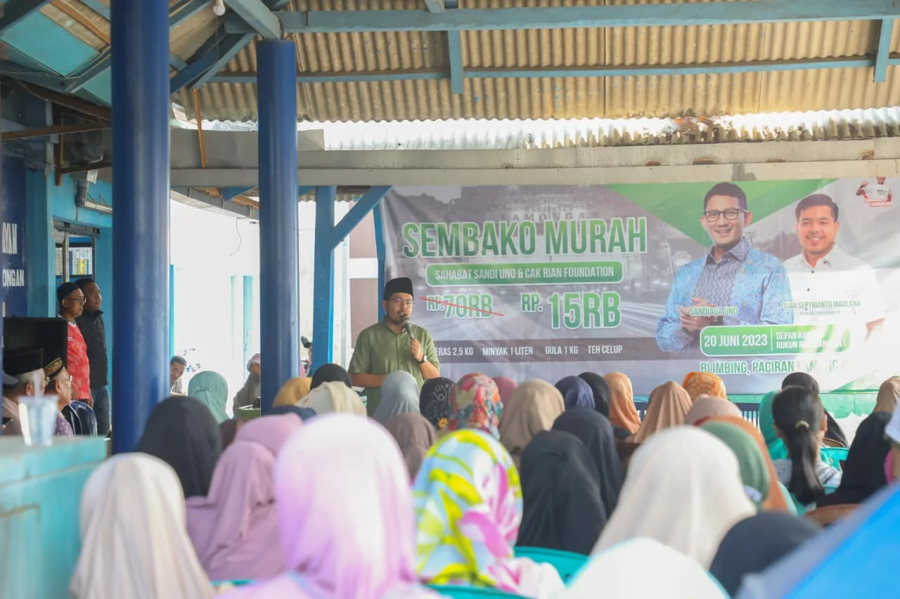 Sahabat Sandi Uno Buka Bazar Murah