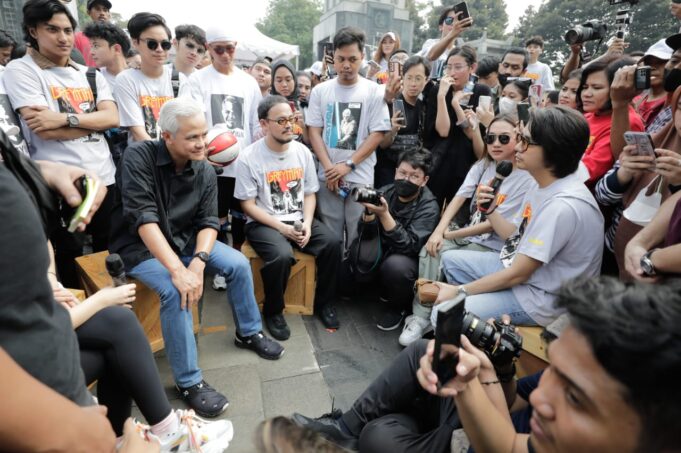 Arbani Yasiz dan Milenial Bertemu Ganjar di GBK