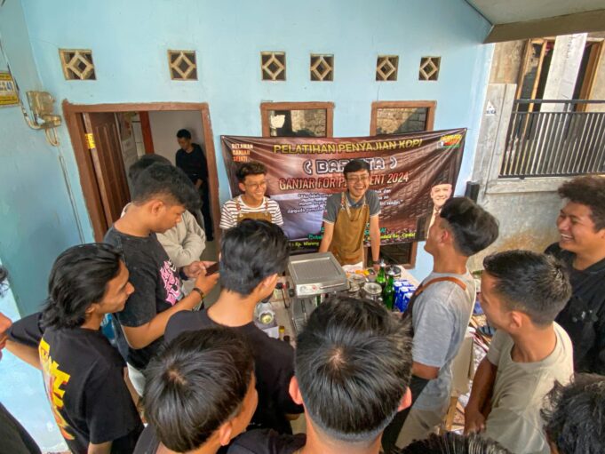 Ganjar Sejati Menggelar Pelatihan Barista Kopi untu Masyarakat Bandung Barat