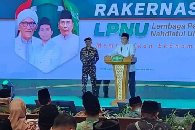 Ketua Umum PBNU Yahya Cholil Staquf saat membuka rapat kerja nasional perekonomian di Jakarta, Jumat (28/7/2023). ANTARA/HO-PBNU