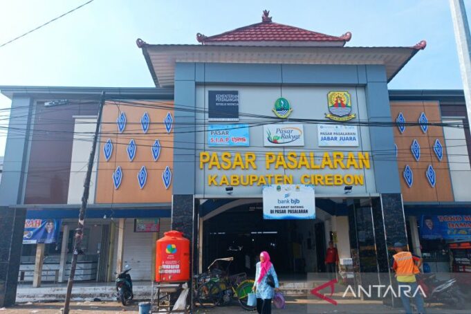 Mentransformasi Pasar Tradisional Kabupaten Cirebon Menuju Standar Nasional Indonesia