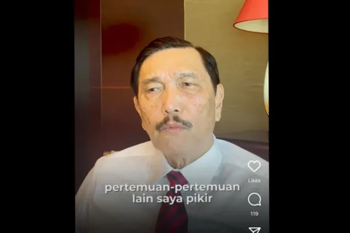 Tangkapan layar Menko Kemaritiman dan Investasi Luhut Binsar Pandjaitan terkait hasil kesepakatan dalam pertemuan bilateral antara Indonesia dan Tiongkok, Jumat (28/7/2023, 21.30 WIB). (ANTARA/Instagram/@luhut.pandjaitan/Ade Irma Junida)