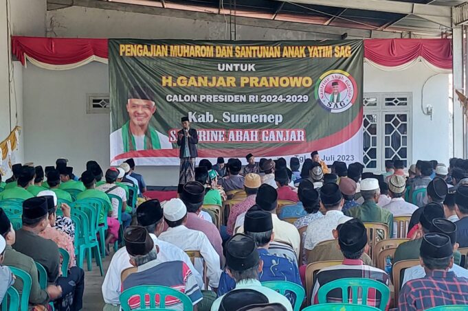 Santrine Abah Ganjar Gelar Doa Bersama dan Santunan Anak Yatim