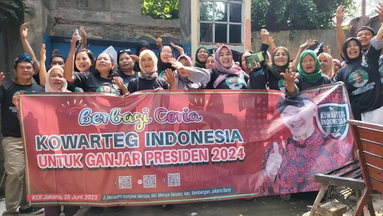 Kowarteg Ganjar Gelar Pelatihan Membuat Kacang Teri di Jakarta Barat. Komunitas Warteg Tegal (Kowarteg) Indonesia bersama sukarelawan Ganjar Pranowo mengadakan program 'Icip-Icip Cita Rasa Nusantara' di Meruya, Jakarta Barat.