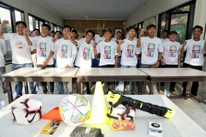 Pemuda Ganjar Gelar Pelatihan Fotografi di Garut
