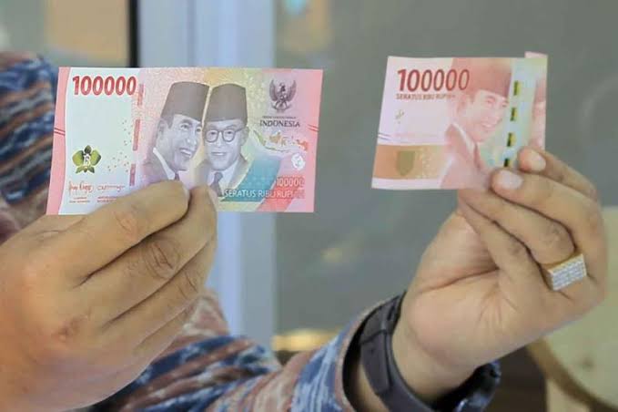 Pecahan Uang Indonesia Seratus Ribu Rupiah