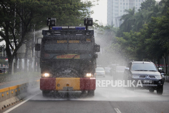 Penyemprotan dengan Watercanon