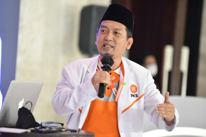 Ketua DPP Partai Keadilan Sejahtera (PKS) Al Muzammil Yusuf