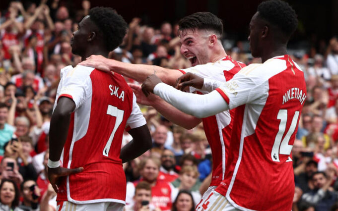 Bukayo Saka Berselebrasi usai mencetak Gol lawan Nottingham Forest (AFP/Henry Nicholls)