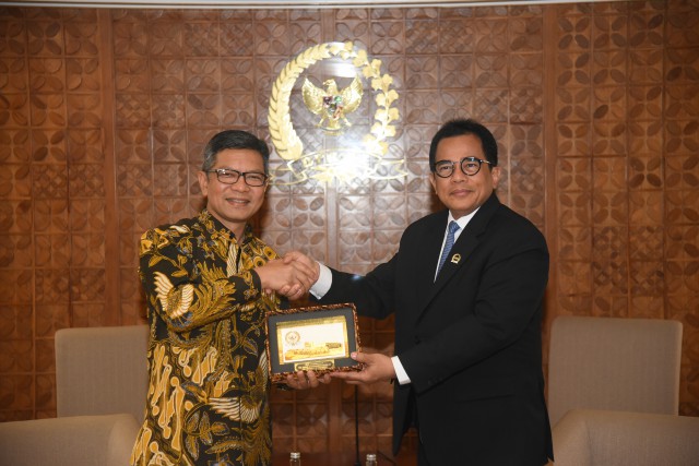 Sekjen DPR RI dan Duta Besar RI untuk Vietnam Bahas Kedatangan Ketua Majelis Nasional Vietnam