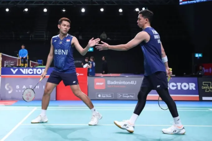 Ganda putra Fajar Alfian/Muhammad Rian Ardianto melaju ke perempat final Australian Open 2023 setelah mengalahkan Chiang Chien Wei/Wu Hsuan Yi (Taiwan) pada babak 16 besar di Sydney, Kamis. (ANTARA/HO-PP PBSI)