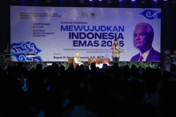 Dukung Kesetaraan Gender, Ganjar Optimis Santriwati Bisa Songsong Indonesia Emas 2045