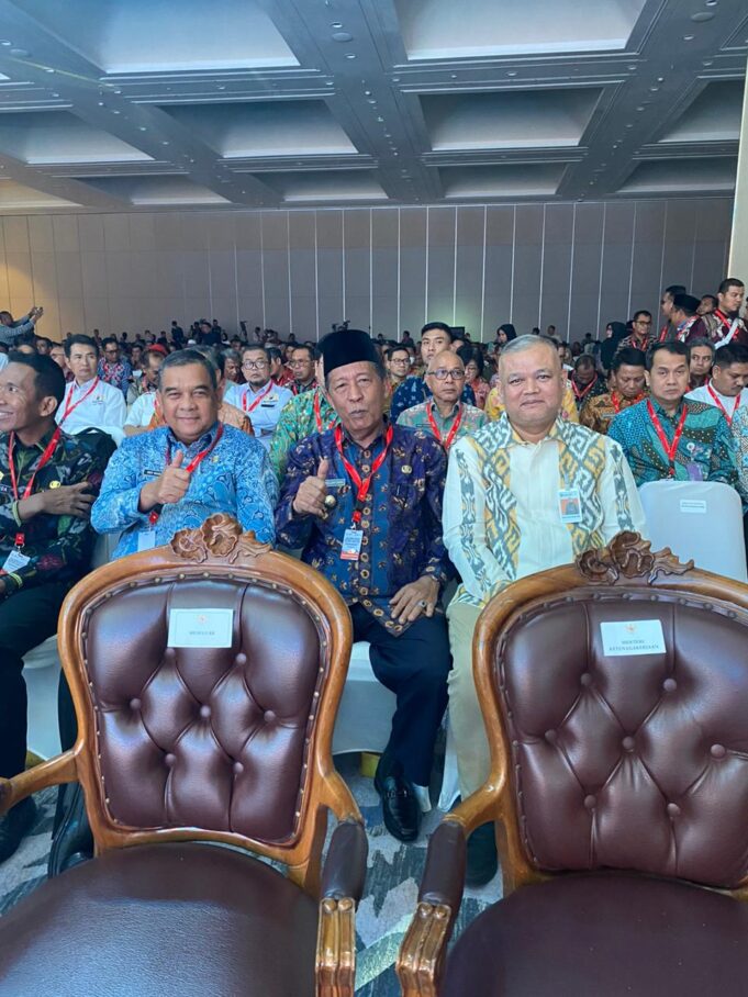 Wakil Gubernur Jambi, Abdullah Sani menghadiri Temu Bisnis Tahap VI Indonesia Catalogue Expo and Forum (ICEF) di Jakarta International Expo, Kamis (3/8).