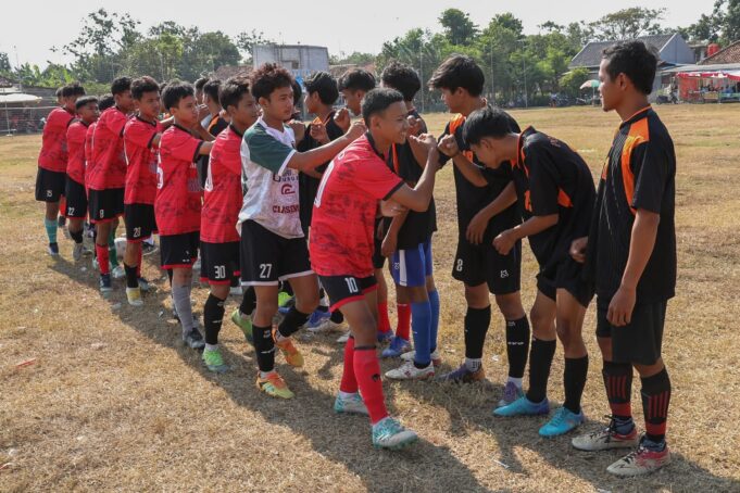 Sambut HUT Ke-78 RI, Ganjar Sejati Gelar Kompetisi Sepak Bola Antardesa di Kabupaten Indramayu