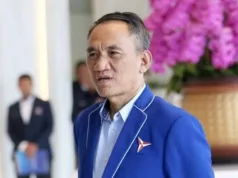 Andi Arief dan 36 Tokoh Nasional Tolak Pemberian Gelar Pahlawan untuk Soeharto andi arief/demokrat