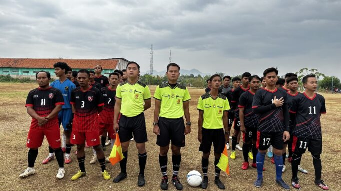 Ganjar Muda Padjajaran Gelar Turnamen Sepak Bola Antar-Kampung di Cirebon