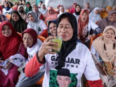 Santri Dukung Ganjar Dukung Ibu-Ibu Berwirausaha Lewat Pelatihan Pembuatan Jamu