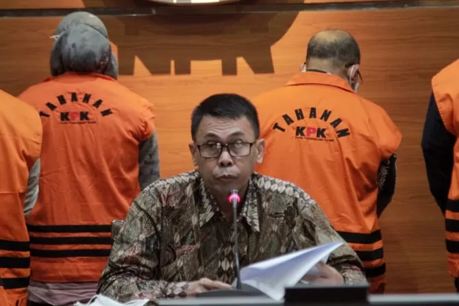 Wakil-Ketua-KPK-Nawawi-Pomolango-Dery-Ridwansah-1