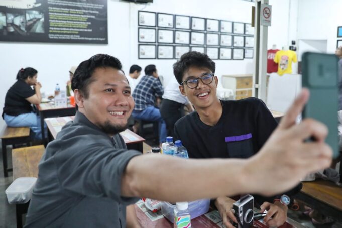 Putra Ganjar Pranowo, Muhammad Zinedine Alam Ganjar dan putra sulung Mahfud MD, dr Mohammad Ikhwan Zein bertemu untuk pertama kalinya di Yogyakarta