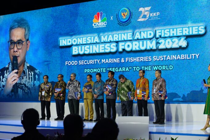 Wakil Menteri Pertanian (Wamentan), Harvick Hasnul Qolbi saat menghadiri Indonesia Marine and Fisheries Business di Jakarta. Foto: Humas Kementan