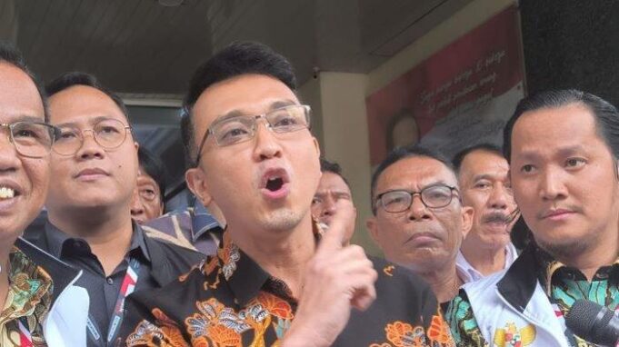 aiman-witjaksono-penuhi-panggilan-polisi-pada-jumat-2612024