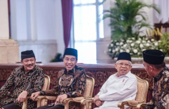 Presiden Tandatangani PP Soal THR dan Gaji ke-13 Aparatur Negara