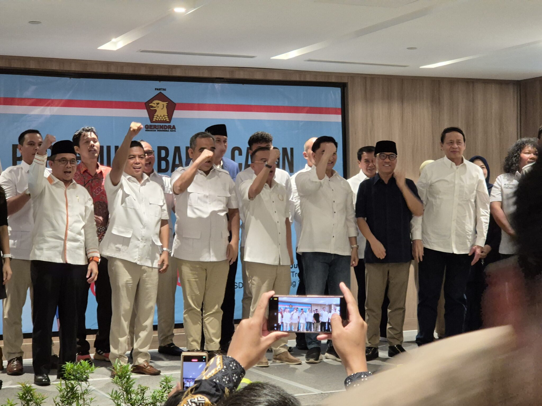 Partai Gerindra, PKS, PAN, NasDem, PSI, PKB Dan PPP Usung Andra Soni ...