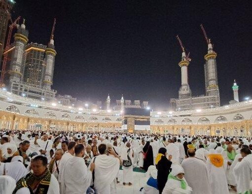 Manfaat Keagamaan dan Duniawi dalam Haji