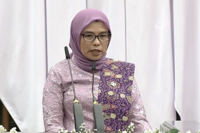 Sekretaris Fraksi PKB MPR RI Neng Eem Marhamah Zulfa dalam Sidang Paripurna Akhir MPR RI Masa Jabatan Periode 2019–2024, di kompleks parlemen, Senayan, Jakarta, Rabu (28/10/2024).