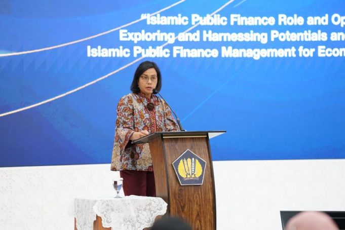 Menteri Keuangan Sri Mulyani Indrawati dalam Annual Islamic Finance Conference (AIFC) ke-8 di kantor Kementerian Keuangan, Jakarta, Jumat (4/10/2024).