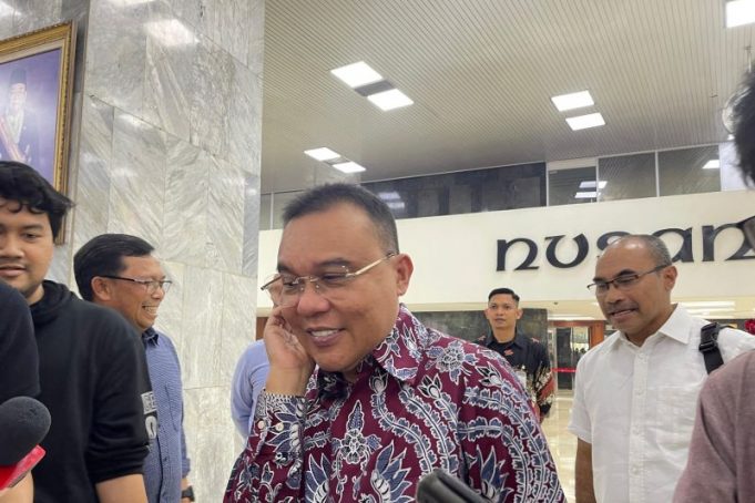 Wakil Ketua DPR RI Sufmi Dasco di Kompleks Parlemen, Senayan, Jakarta, Jumat (4/10/2024).