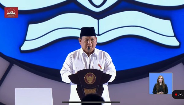 Presiden RI Prabowo Subianto, dalam dalam momen Puncak Hari Guru Nasional di Velodrome, Jakarta, Kamis (28/11).