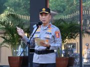 Polri Gerak Cepat: Bentuk Pokja Bahas Implementasi Putusan MK soal Jabatan Sipil Kadiv Humas Polri Irjen Pol. Sandi Nugroho berbicara di Apel Kesiapsiagaan Divhumas Polri dalam rangka persiapan Operasi Lilin 2024 di Jakarta, Rabu (18/12/2024)