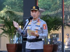 Polri Gerak Cepat: Bentuk Pokja Bahas Implementasi Putusan MK soal Jabatan Sipil Kadiv Humas Polri Irjen Pol. Sandi Nugroho berbicara di Apel Kesiapsiagaan Divhumas Polri dalam rangka persiapan Operasi Lilin 2024 di Jakarta, Rabu (18/12/2024)