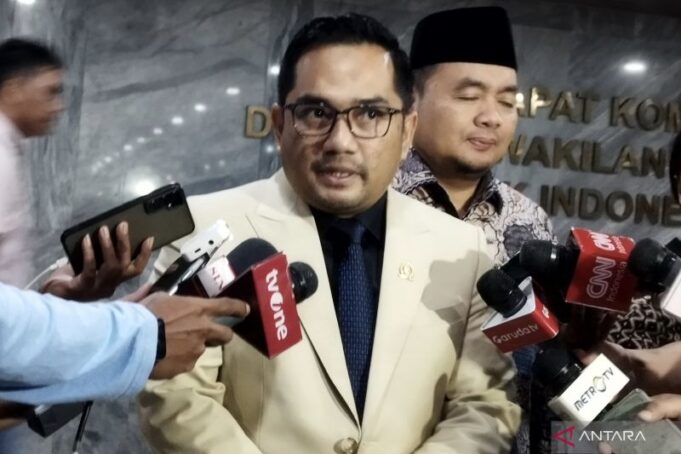 Ketua Komisi II DPR RI Rifqinizamy Karsayuda.