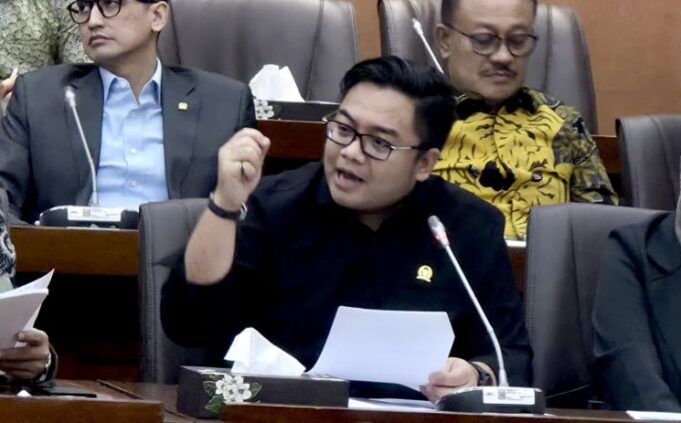 Anggota DPR RI Kawendra Lukistian