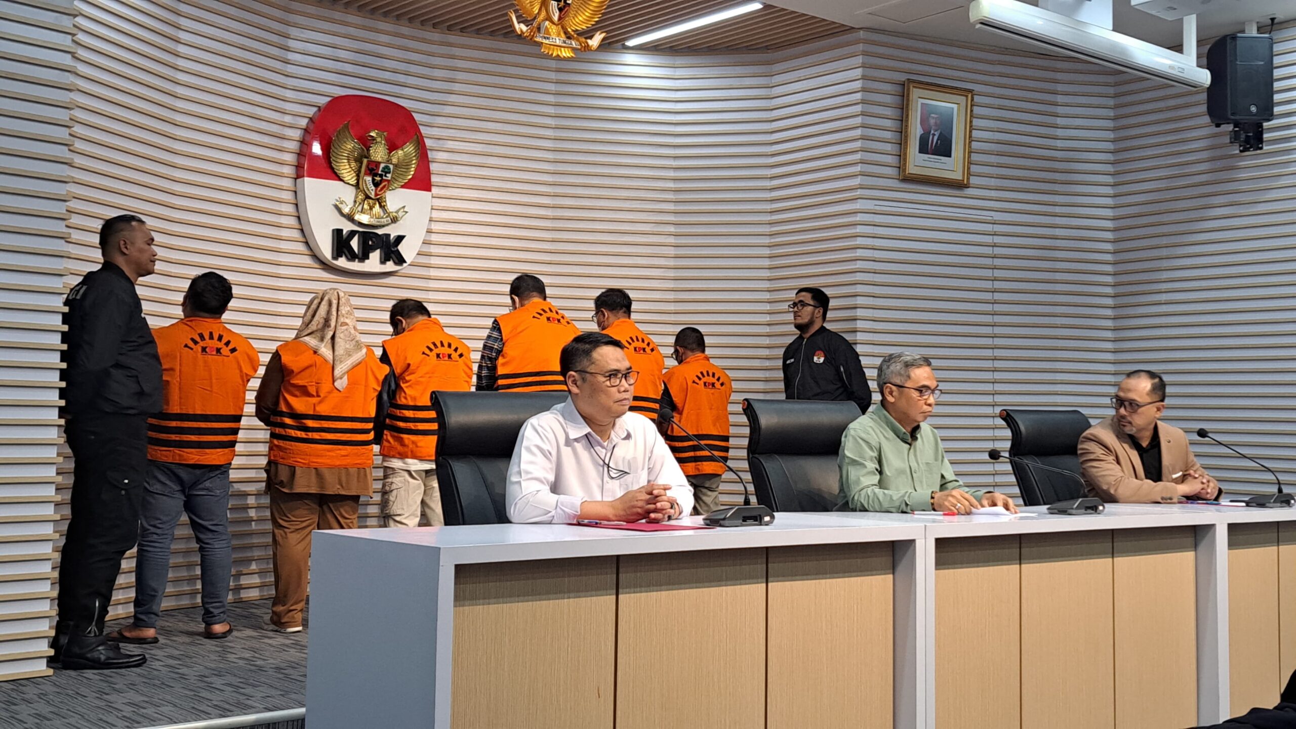 KPK Tetapkan Kadis PUPR-Anggota DPRD OKU Sumsel Sebagai Tersangka Suap -  Aktual.com