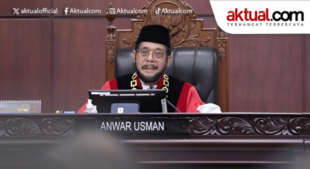 DPR Proses Pergantian Anwar Usman