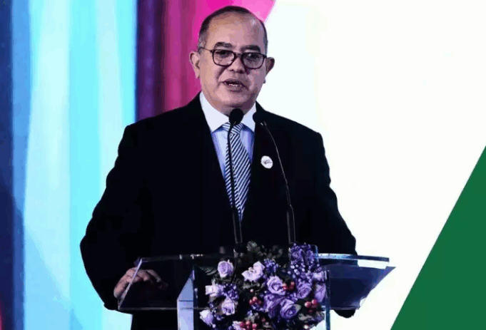 Angelo De Sousa Mota (aktual/ho)