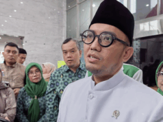 Pemerintah Siapkan Berbagai Skenario Haji di Tengah Konflik AS–Israel vs Iran, Opsi Penundaan Dibuka Wakil Kepala Badan Penyelenggara Haji Dahnil Anzar Simanjuntak saat wawancara cegat di Kantor Kemenag, Jakarta, Sabtu (23/8/2025). ANTARA/Asep Firmansyah