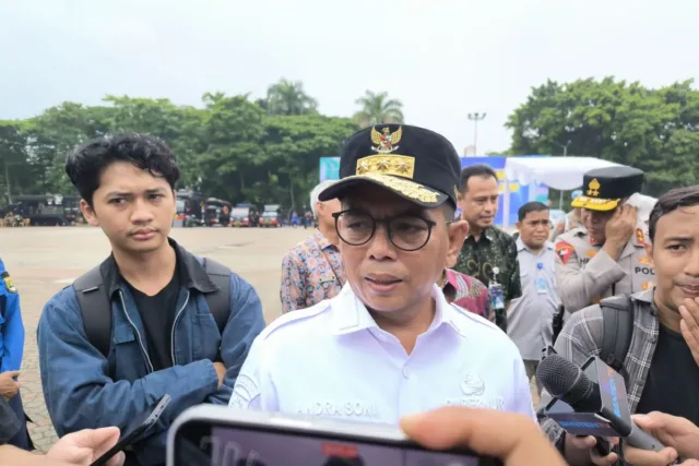 Gubernur Banten Andra Soni di Alun-Alun Kota Serang, Kamis (18/9/2025). ANTARA/Devi Nindy