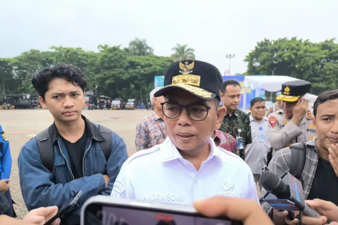 Gubernur Banten Andra Soni di Alun-Alun Kota Serang, Kamis (18/9/2025). ANTARA/Devi Nindy