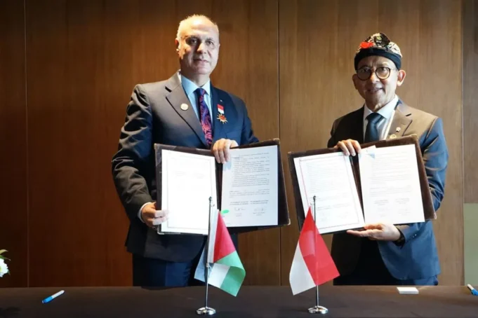 Menteri Kebudayaan Fadli Zon bahas kerja sama budaya dengan Palestina di CHANDI 2025, Denpasar, Bali, Kamis 4/9/2025. ANTARA/Ho-Humas CHANDI 2025