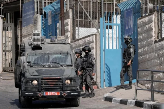 CjkinzN000002_20251023_CBMFN0A001.jpg Anggota pasukan Israel terlihat selama operasi militer di Ramallah, Tepi Barat tengah, 16 September 2025. (Ayman Nobani/Xinhua)