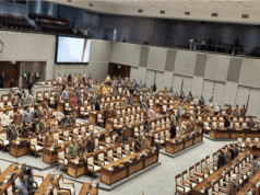 Gelombang Penolakan Publik Menguat Jelang Pengesahan RKUHAP Sejumlah Anggota DPR RI menghadiri Rapat Paripurna DPR RI di kompleks parlemen, Jakarta, Kamis (2/10/2025). ANTARA/Bagus Ahmad Rizaldi.